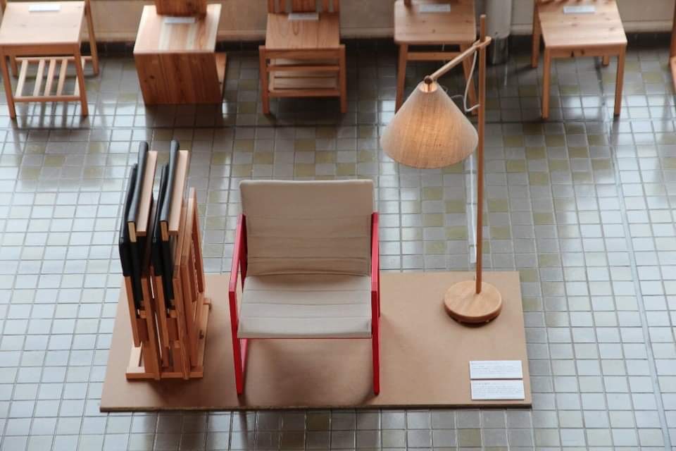 たためる椅子と吉村順三建築の居心地 - NIPPON PROUD